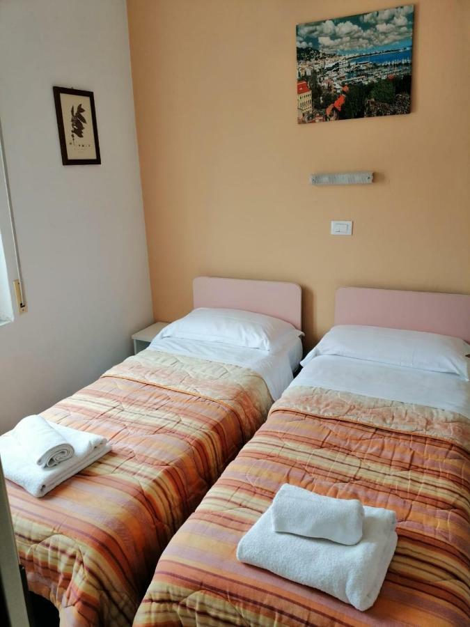 Hotel Manolita Rimini Exterior photo
